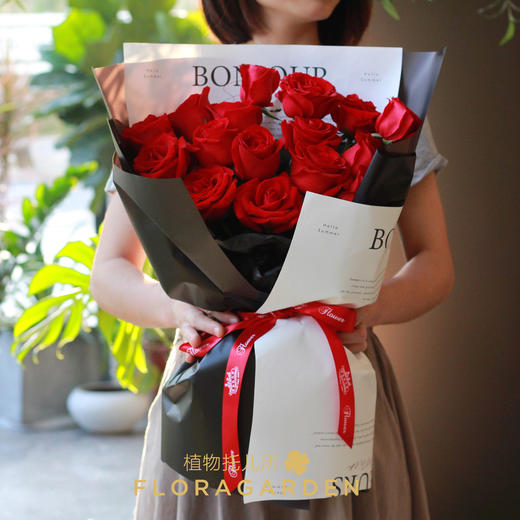 【1号女神】19支红玫瑰花束 商品图0