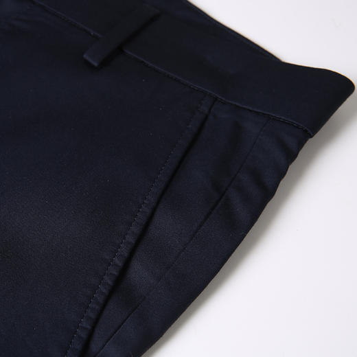 YvesFigarau伊夫·费嘉罗新品休闲短裤931502 商品图3