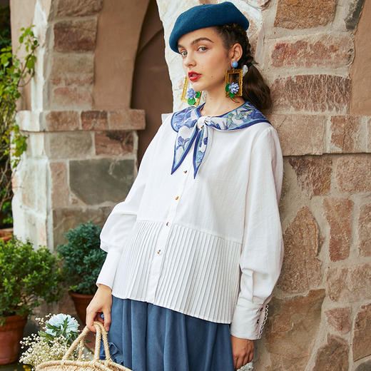 两三事梵高艺术花里蝴蝶秋新款复古白色衬衫女设计感小众上衣 商品图0
