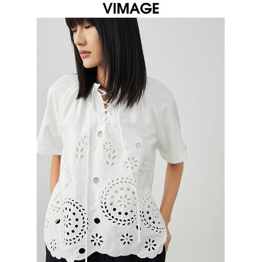 VIMAGE/纬漫纪夏季新款100%棉洋气精致蕾丝镂空小上衣V1713332 商品图3