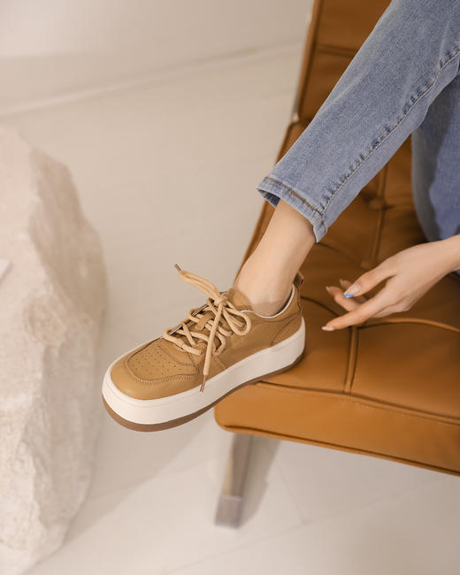 西村名物2022春季新款舒适百搭厚底牛皮休闲板鞋女X22AM18911 商品图2