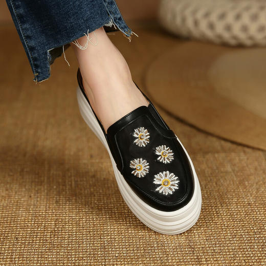 舒适减龄，网纱拼接小雏菊厚底凉拖ZM-MT202255 商品图0