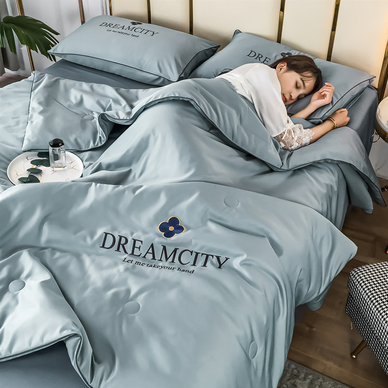 【可水洗真丝空调被】夏季薄款夏凉被四件套 家用单双人冰丝被