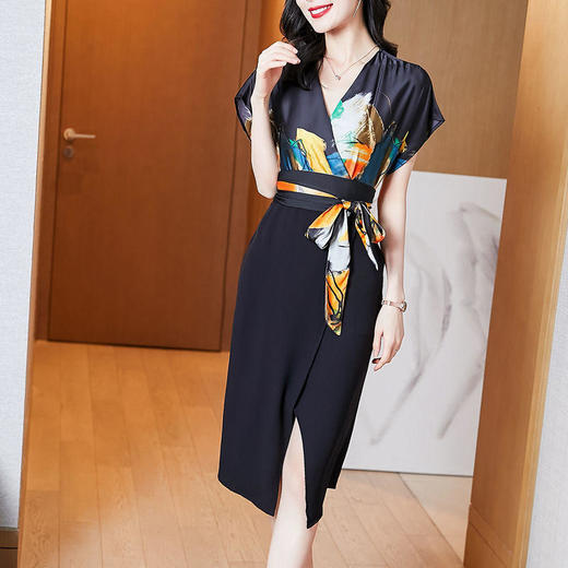 AHM-tz926新款优雅气质系带收腰V领短袖过膝中长款印花连衣裙 商品图0