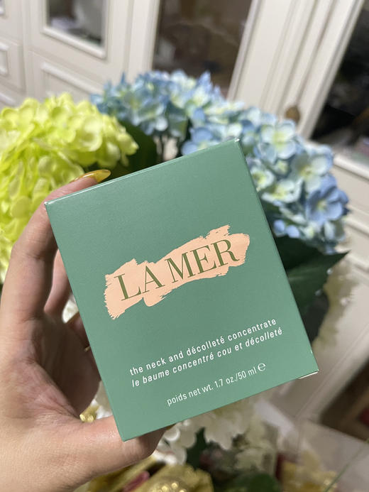 稀缺柜台tester 装 脖子不美造型全毁！新款海蓝之谜颈霜50mllamer紧致美颈霜改善颈部细纹颈膜 价值2410，
Lamer颈部精华霜🌸30+以上女性拥有 商品图5