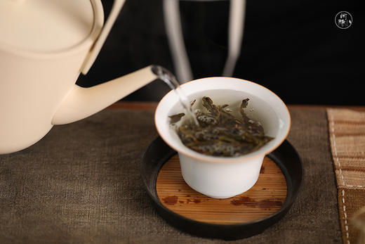 2022易武秘境 普洱茶（生茶）饼茶 200克/饼 商品图2