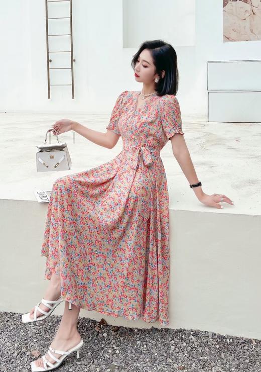 女连衣裙3232 商品图0