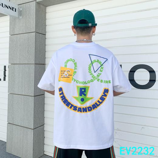 男圆领短T2232 商品图1