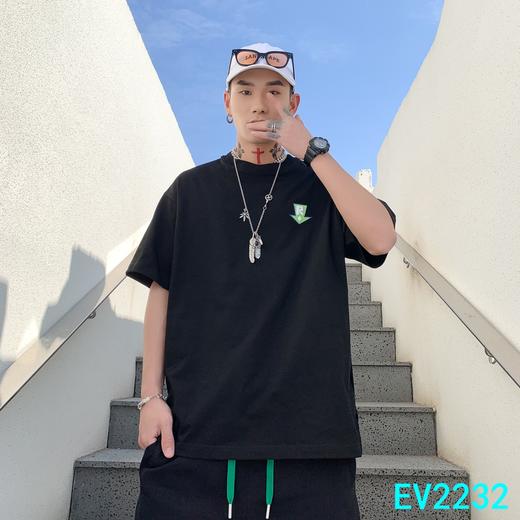 男圆领短T2232 商品图3