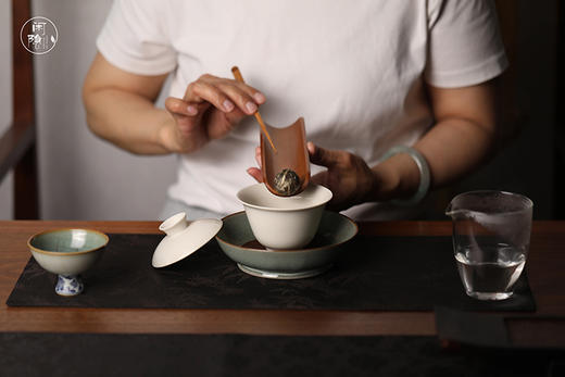 2022年老曼峨古树 普洱茶生茶（龙珠）100克 商品图2