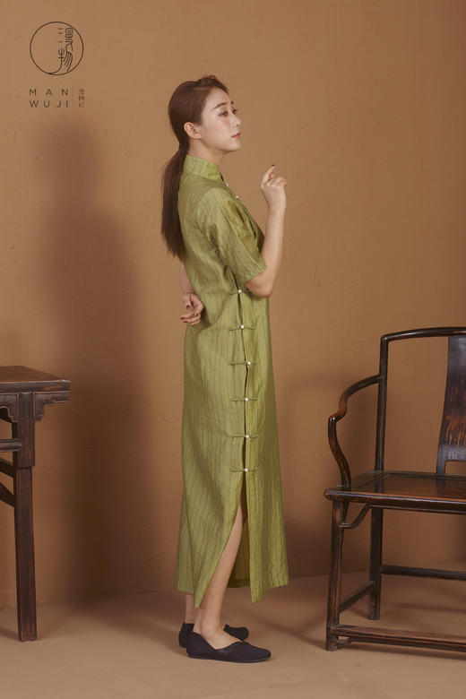 【漫物记】 丝棉绿条纹平肩四分袖旗袍 商品图6