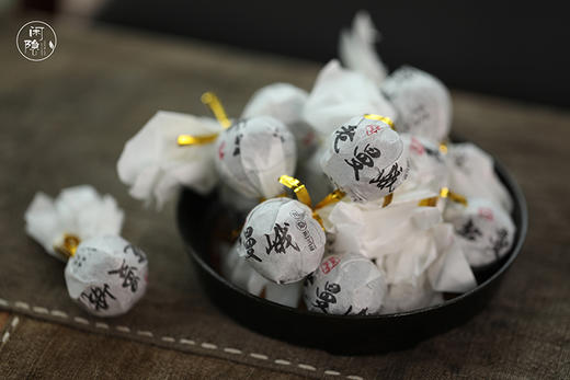 2022年老曼峨古树 普洱茶生茶（龙珠）100克 商品图0