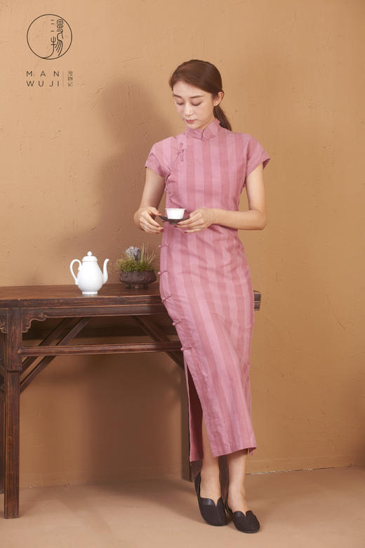 漫物记全棉连肩袖粉色条纹旗袍 商品图6