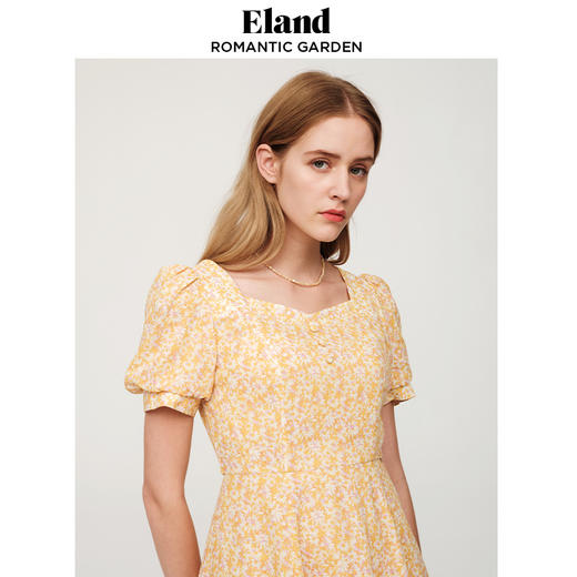 ELAND衣恋2022年春新款女士小众泡泡袖洋气肌理感短袖碎花连衣裙EEOWC25H2D 商品图3