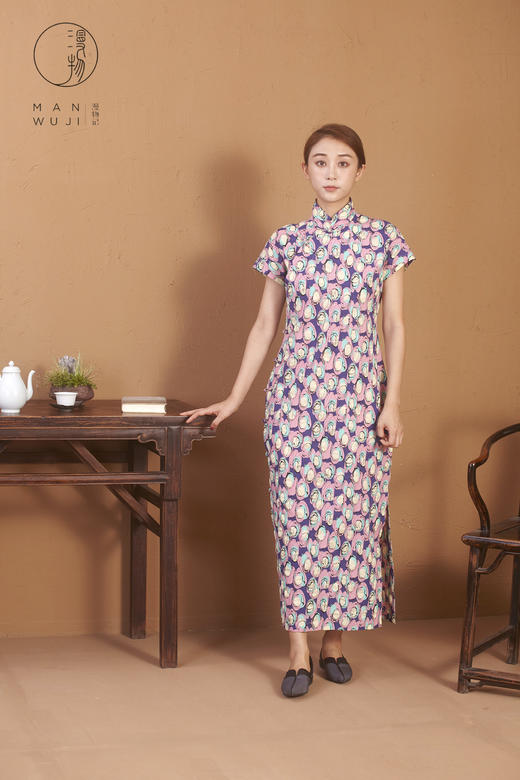 全棉连肩袖粉彩圆旗袍 商品图0