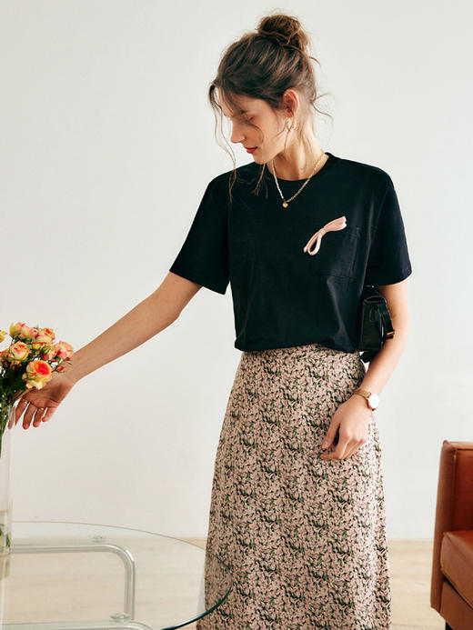 OLrain法式高级穿搭短袖T恤女夏季2022年新款蝴蝶结设计感针织衫 商品图3