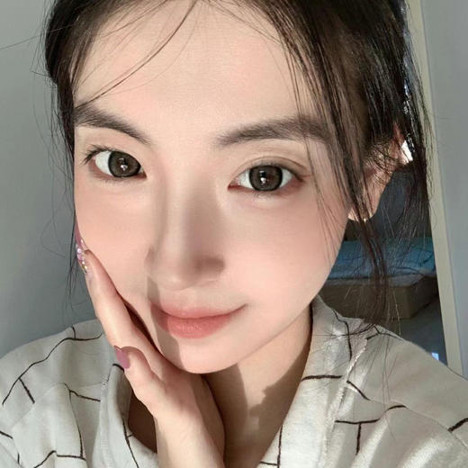 Doragina·年抛 黑光露珠 这镜面质地真的要给一百分 经典日系狗狗眼设计 14.5/备注双眼度数 商品图1