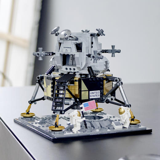 乐高LEGO  NASA阿波罗11号月球着陆器  LEGC10266 商品图3