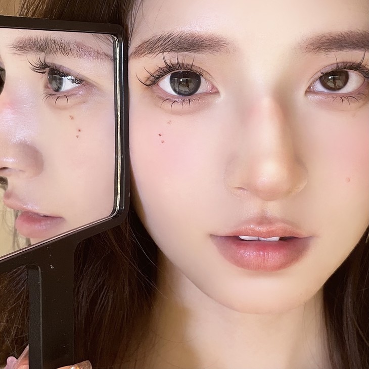 Hanawink年抛隐形眼镜 微醺蓝莓14.5mm 1副/2片-VVCON美瞳商城19