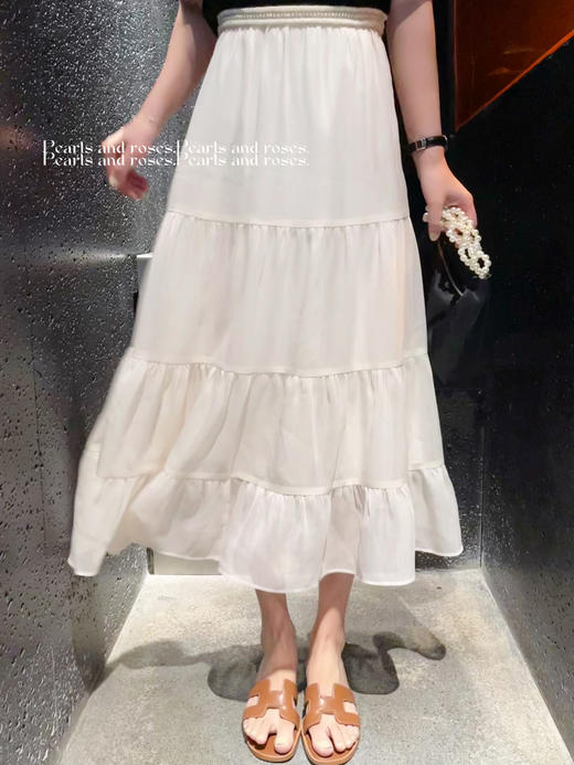 22夏款 “古董裙” 一条波光粼粼洋洋洒洒拼接设计大裙摆珍珠细节米白半身裙 商品图1