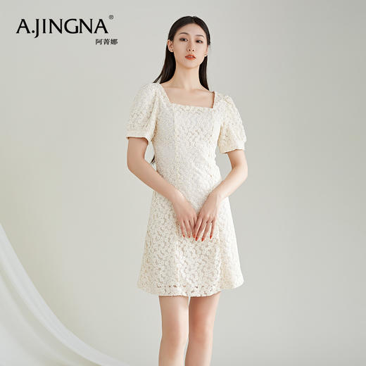 【特价不退换】阿菁娜薄纱提花俏皮法式方领泡泡袖修身连衣裙F27C212086 商品图0