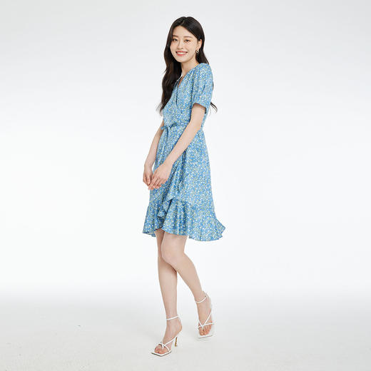 PRICH2022夏季新款设计感小众V领收腰法式鱼尾茶歇裙PROWC2401M 商品图3