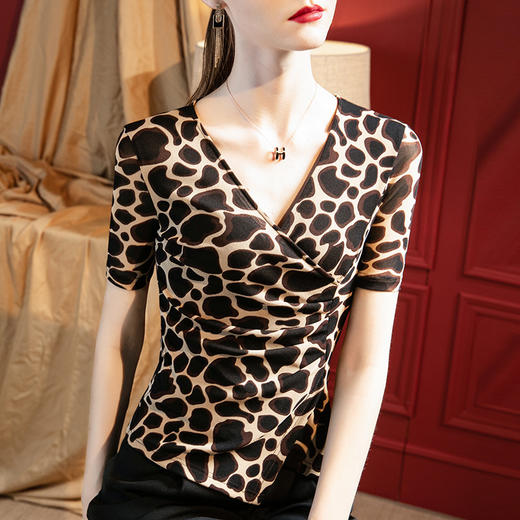 时尚洋气，T恤短袖冰丝网纱V领时髦上档次小衫SG-JMXT2X2485 商品图2