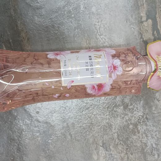 美斯汀樱花花瓣沐浴露 商品图0