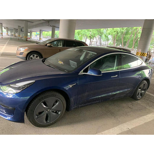 特斯拉 Model 3 标准续航后驱升级版 【长租-北京】 商品图2