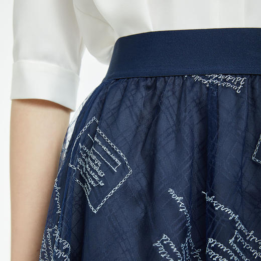 PRICH2022年夏季气质优雅高腰设计感网纱A字半身裙PRWHC2405M 商品图3