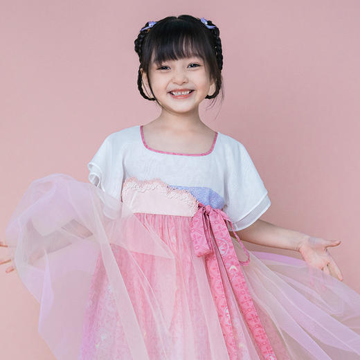 小嫒記春夏新款女童汉服国风中式时装周走秀款——徽音襦裙 商品图1