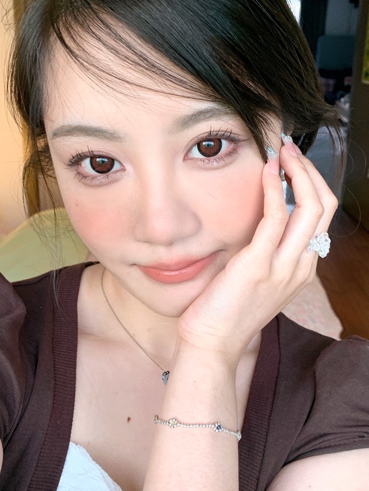 Hanawink年抛隐形眼镜 酒渍杨梅14.5mm 1副/2片-VVCON美瞳商城17