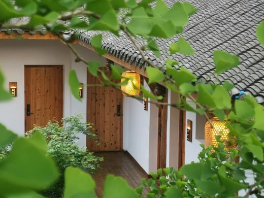 【青城山-405号院】8房小院，青城后山景区旁、带暖气、绝美山景露台、月夜星空下的K歌、烧烤SSSX 商品图1