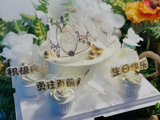 女王范主题蛋糕，做自己的女王，无需借助别人的光，可供15人分享 商品图6