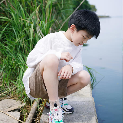 三茉童装/T23003/2022夏季新品咖色宽松舒适水洗亚麻男童百搭短裤 商品图1