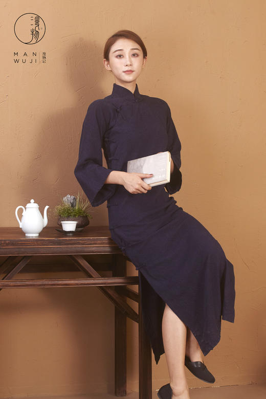 全棉连肩喇叭袖云纹旗袍 商品图5