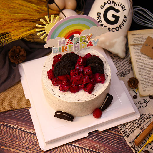 奥利奥火龙果蛋糕 商品图0