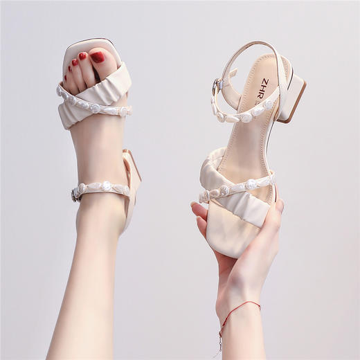 ZHR粗跟凉鞋女2022年新款夏季方头绑带仙女风珍珠一字带中跟女鞋 商品图3