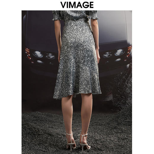 VIMAGE/纬漫纪夏季新款高腰复古印花鱼尾裙摆半身裙VB2206906 商品图4