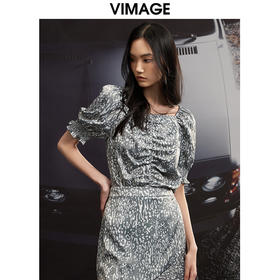 VIMAGE/纬漫纪夏季新款气质优雅印花复古显瘦方领上衣VB2213910