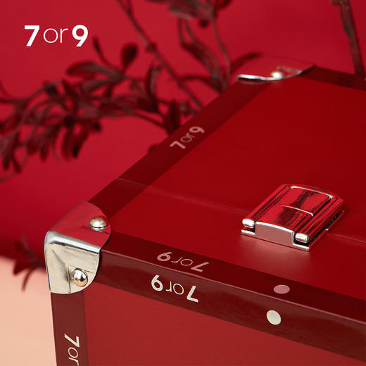 7or9-红色中式婚鞋礼盒 商品图1