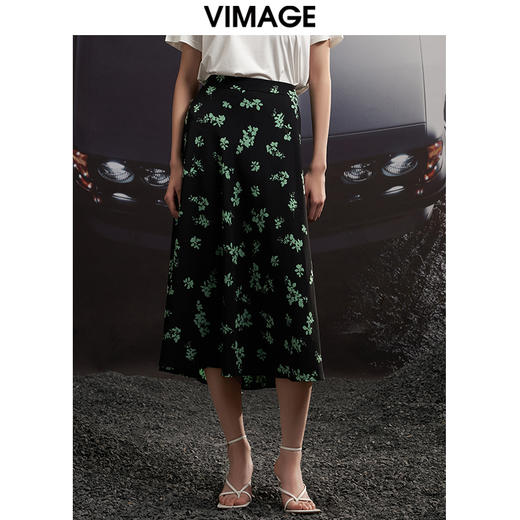 VIMAGE/纬漫纪夏季新款中长款优雅印花A字裙半身裙VB2206904 商品图0