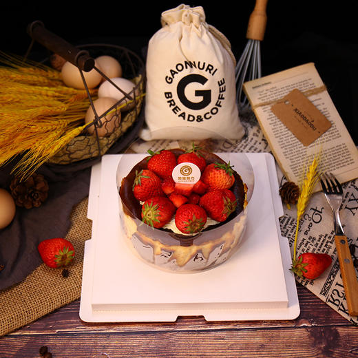 草莓巴斯克芝士蛋糕 商品图1