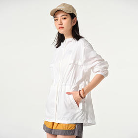 探路者防晒衣女22年春夏新款户外亲肤防晒服加大帽檐UPF40+防紫外线皮肤衣TAZK82518