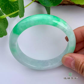 派瑞翡翠 翡翠手镯 糯种 绿色