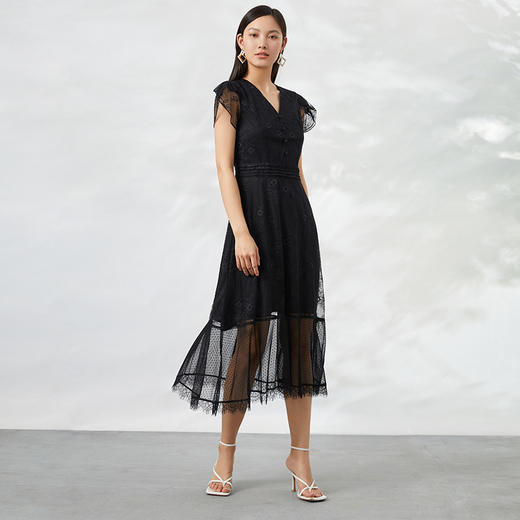 EITIE爱特爱夏季新款优雅修身显瘦蕾丝拼接连衣裙女6607336 商品图2