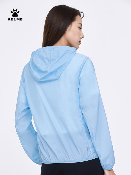 KELME卡尔美梭织外套女2020夏季新款连帽运动户外轻薄防晒皮肤衣6227WT2003 商品图3