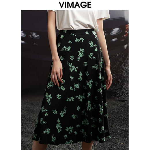 VIMAGE/纬漫纪夏季新款中长款优雅印花A字裙半身裙VB2206904 商品图3