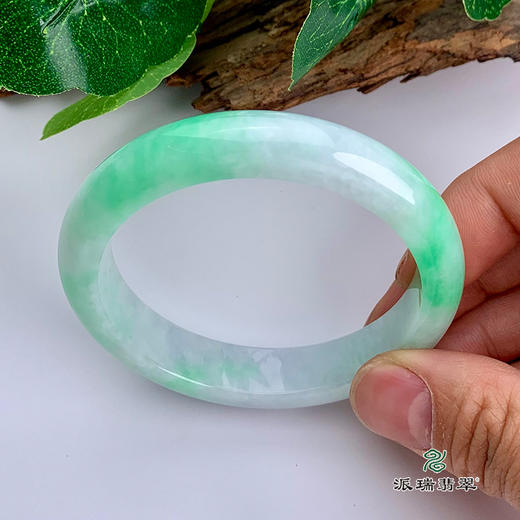派瑞翡翠 翡翠手镯 糯种 绿色 商品图2