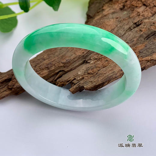 派瑞翡翠 翡翠手镯 糯种 绿色 商品图1